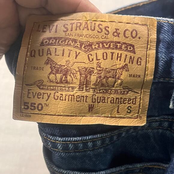 Vintage Levi’s 550 Relaxed Fit Tapered Leg Jeans 16 Regular USA Made Denim Women - Picture 2 of 5